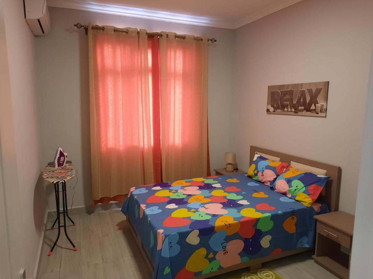 Nivi Cosy Appartment Flic en Flac ภายนอก รูปภาพ